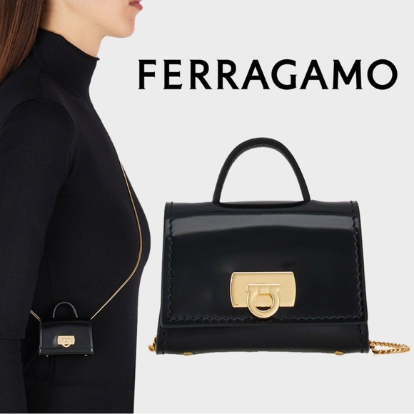 Salvatore Ferragamo Black Patent Leather AirPod Pro Mini Bag Gold Gancini Clasp - Picture 1 of 3